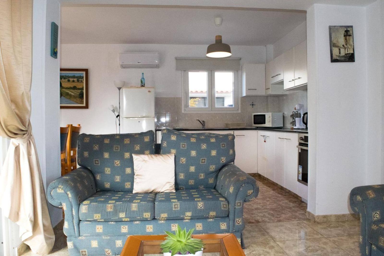 Merika Complex 1 Hou.32 Larnaca Ngoại thất bức ảnh