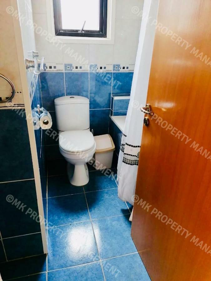 Merika Complex 1 Hou.32 Larnaca Ngoại thất bức ảnh